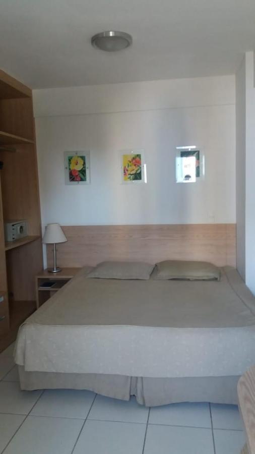 Golden dolphin Express 5pessoas mais 1 criança até 5 anos com toalhas e roupas de cama,lençóis, travesseiros e fronhas e 3 parques aquáticos termais limpeza impostos e taxas já incluso Caldas Novas Exterior foto